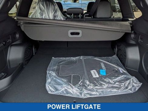 Used 2025 Subaru Forester Limited image 19