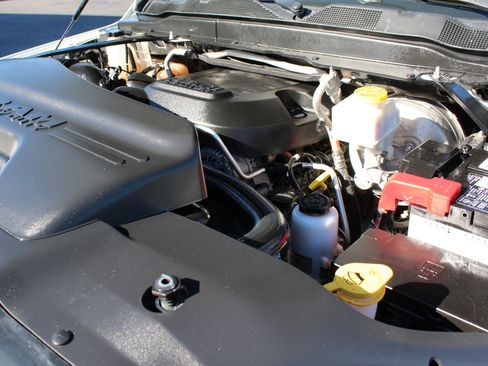 Used 2024 RAM 2500 Tradesman image 19