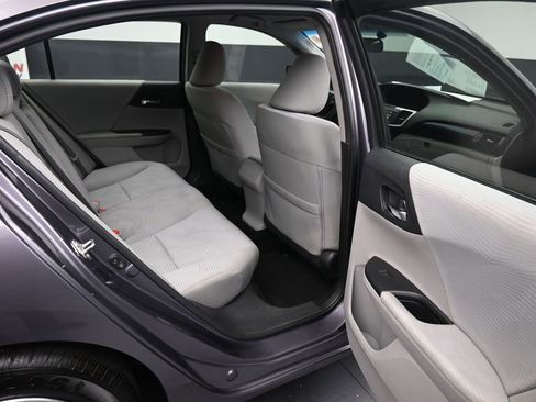 Used 2017 Honda Accord LX image 12