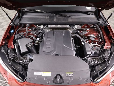 Used 2025 Audi Q5 Premium Plus w/ Premium Plus image 32