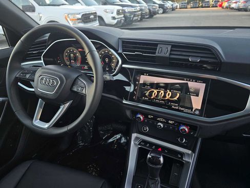 New 2025 Audi Q3 2.0T Premium Plus image 10