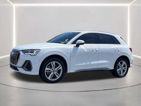 Used 2022 Audi Q3 2.0T Premium Plus AWD/4WD image 21