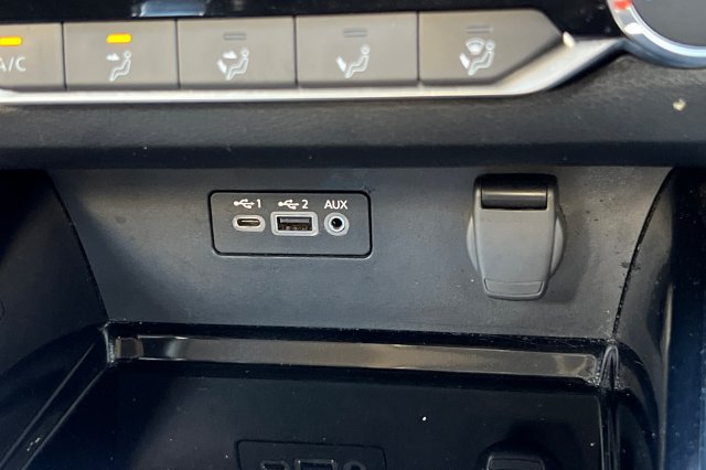 Used 2025 Nissan Altima 2.5 SR FWD image 37