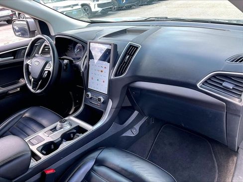 Used 2024 Ford Edge SEL AWD/4WD image 13
