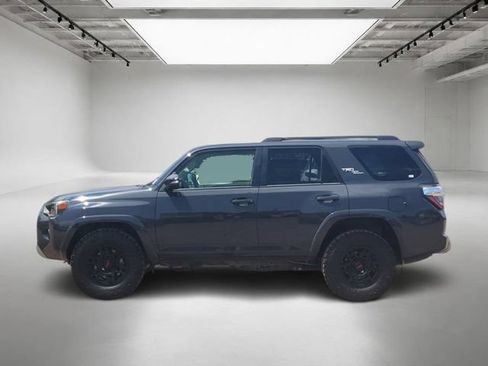 Used 2024 Toyota 4Runner TRD Off-Road Premium w/ Moonroof Package AWD/4WD image 2