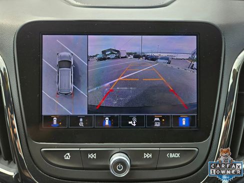 Used 2022 Chevrolet Equinox RS w/ RS Leather Package FWD image 34