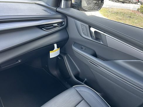 New 2026 Buick Enclave Sport Touring w/ Super Cruise Package image 17