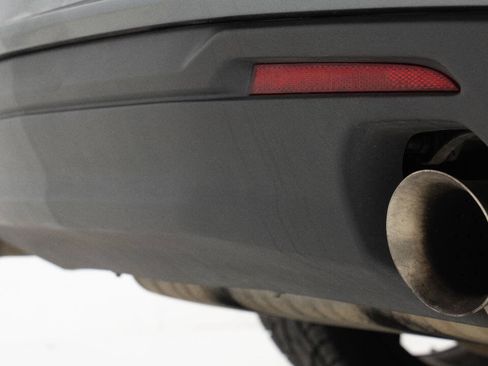 Used 2022 Chevrolet Camaro SS RWD image 17
