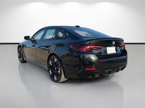 New 2026 BMW M440i w/ Premium Package RWD image 5