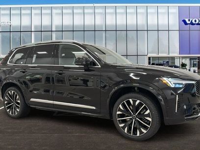 New 2026 Volvo XC90 T8 Plus w/ Protection Package Premier