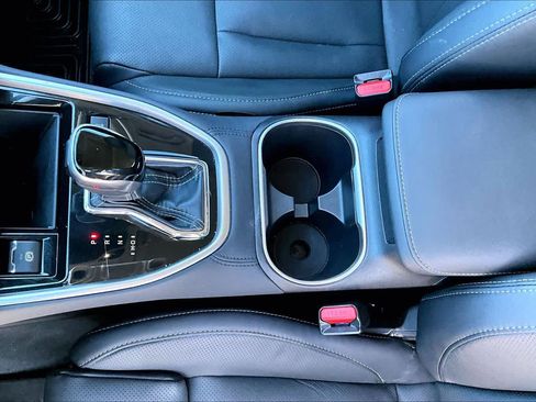 Used 2025 Subaru Outback Touring XT image 16