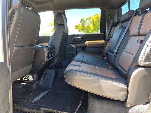 Used 2022 Chevrolet Silverado 3500 High Country w/ Safety Package II AWD/4WD image 26