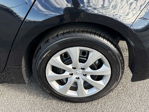 Used 2024 Toyota Corolla LE FWD image 7