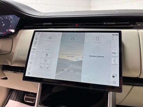 New 2025 Land Rover Range Rover SE image 15