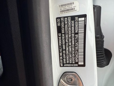 Used 2020 Porsche Taycan image 48