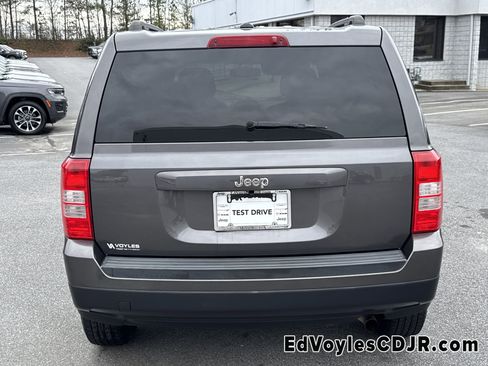 Used 2016 Jeep Patriot Sport w/ Power Value Group image 4