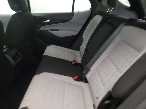 Used 2023 Chevrolet Equinox LS w/ LS Convenience Package AWD/4WD image 18