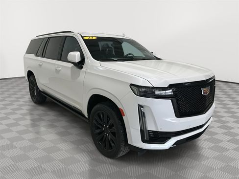 Used 2023 Cadillac Escalade ESV Sport Platinum image 7