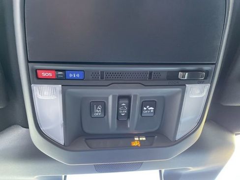 Used 2025 Subaru Forester Wilderness image 28