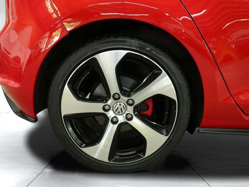 Used 2017 Volkswagen GTI 4-Door FWD image 43