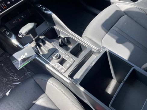 New 2026 Kia Sorento S AWD/4WD image 9