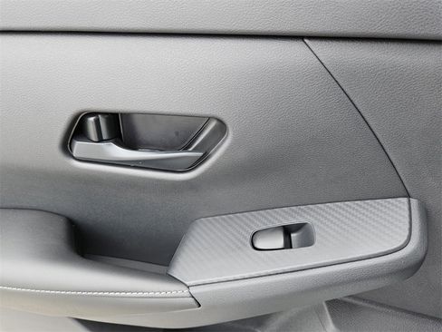 New 2025 Nissan Sentra S image 7