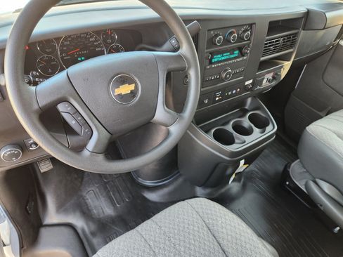 New 2025 Chevrolet Express 3500 w/ Power Convenience Package image 27