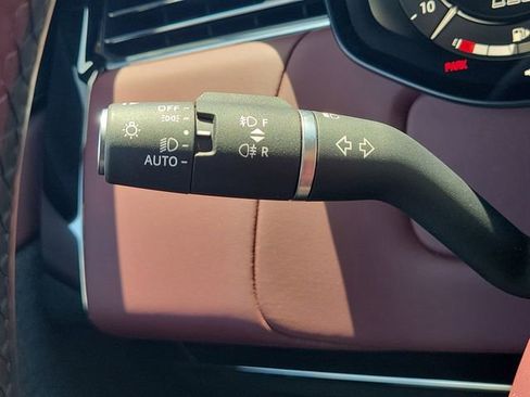 Used 2024 Land Rover Range Rover Sport Dynamic SE image 28