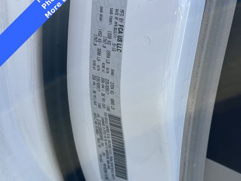 Used 2017 Chrysler Pacifica Touring-L image 29