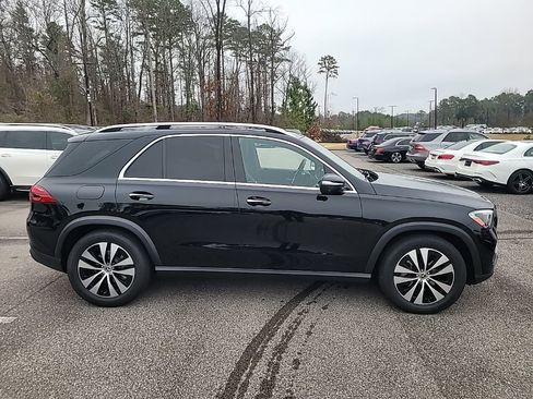 Used 2025 Mercedes-Benz GLE 350 4MATIC image 17