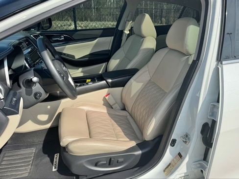 Used 2023 Nissan Maxima Platinum w/ Sport Mat Group image 16