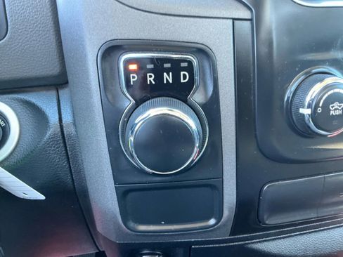 Used 2017 RAM 1500 Express image 29