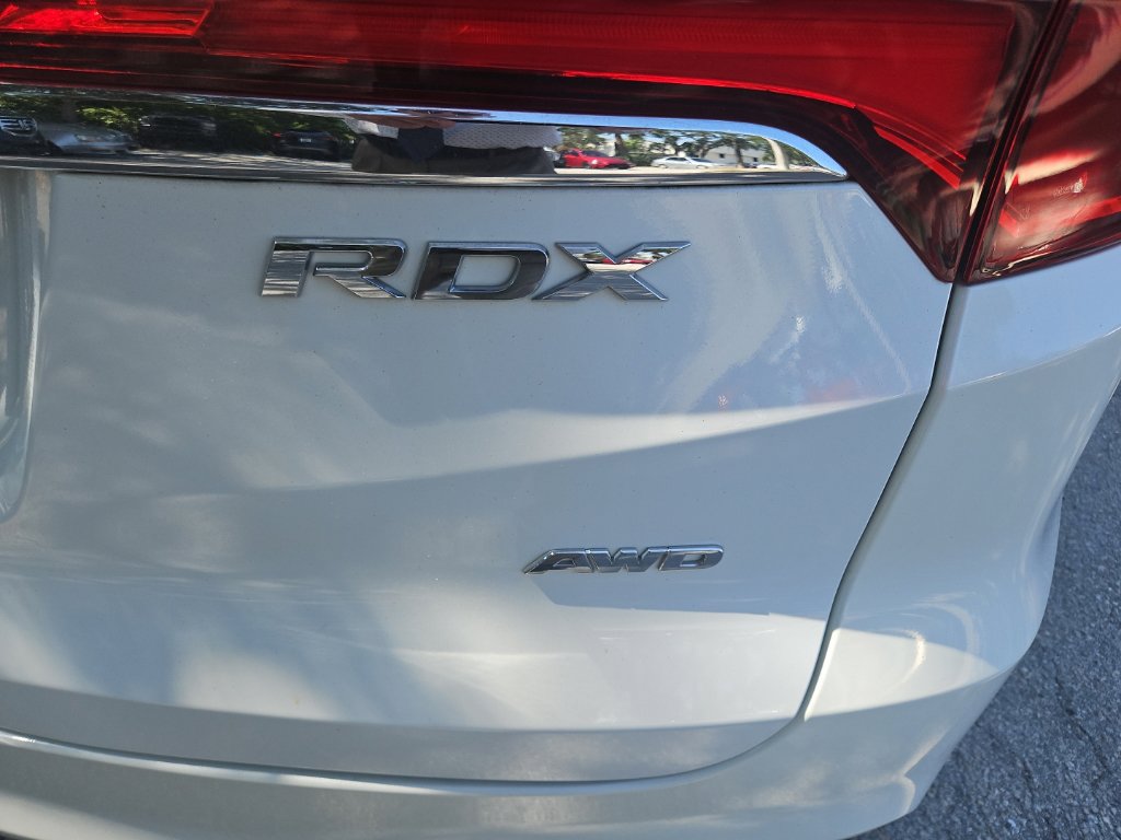 Used 2018 Acura RDX w/ Technology Package AWD/4WD image 9