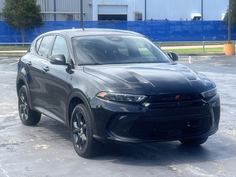 Used 2024 Dodge Hornet GT w/ Tech Pack w/o Parking AWD/4WD image 3