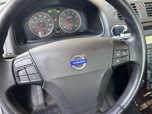 Used 2004 Volvo S40 2.4i FWD image 16