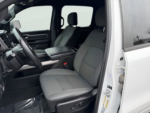 Used 2021 RAM 1500 Big Horn image 17