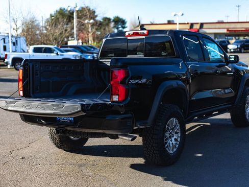 New 2026 Chevrolet Colorado ZR2 w/ Off-Road Front Bumper Package AWD/4WD image 9