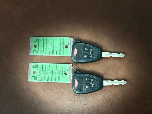 Used 2012 Chrysler 200 LX FWD image 24