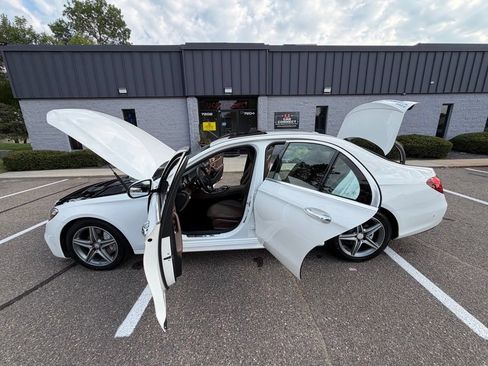 Used 2017 Mercedes-Benz E 300 4MATIC image 55