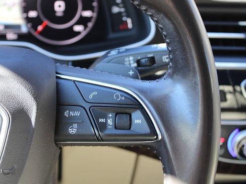 Used 2017 Audi Q7 3.0T Premium Plus image 19