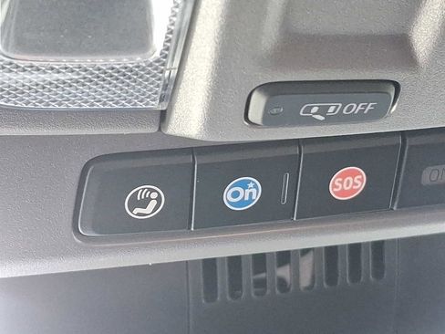 Used 2022 Chevrolet Silverado 1500 Custom image 28