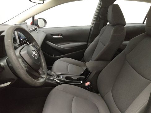 Used 2020 Toyota Corolla LE FWD image 17