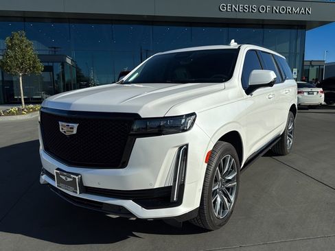 Used 2022 Cadillac Escalade Sport Platinum image 1