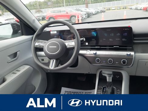 New 2026 Hyundai Kona SE FWD image 19