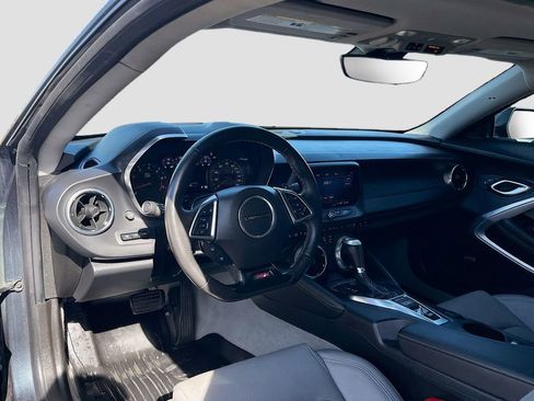 Used 2023 Chevrolet Camaro SS RWD image 9