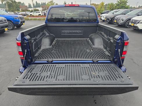 Used 2023 Nissan Frontier SV image 28