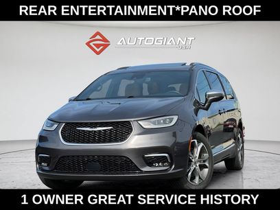 Used 2021 Chrysler Pacifica Pinnacle