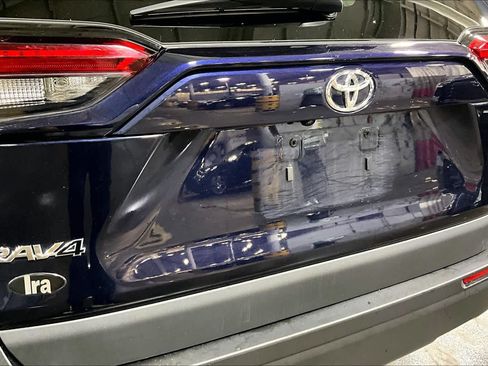 Used 2023 Toyota RAV4 XLE w/ Convenience Package AWD/4WD image 31