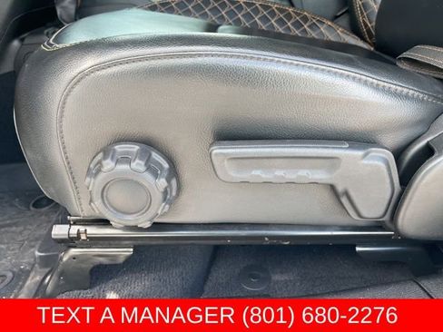 Used 2023 Jeep Gladiator Overland AWD/4WD image 16