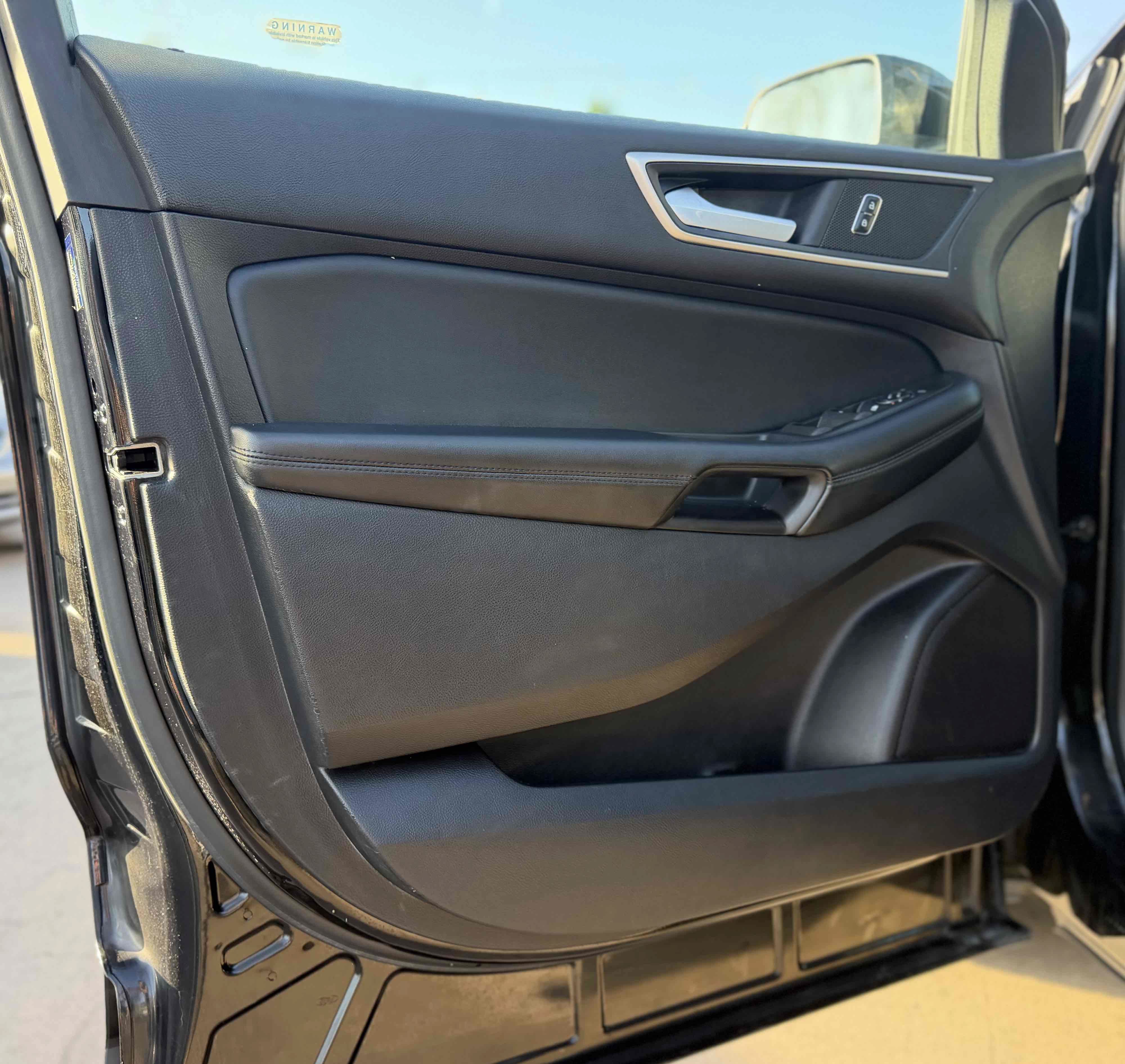 Used 2021 Ford Edge SEL w/ Cargo Accessory Package AWD/4WD image 17